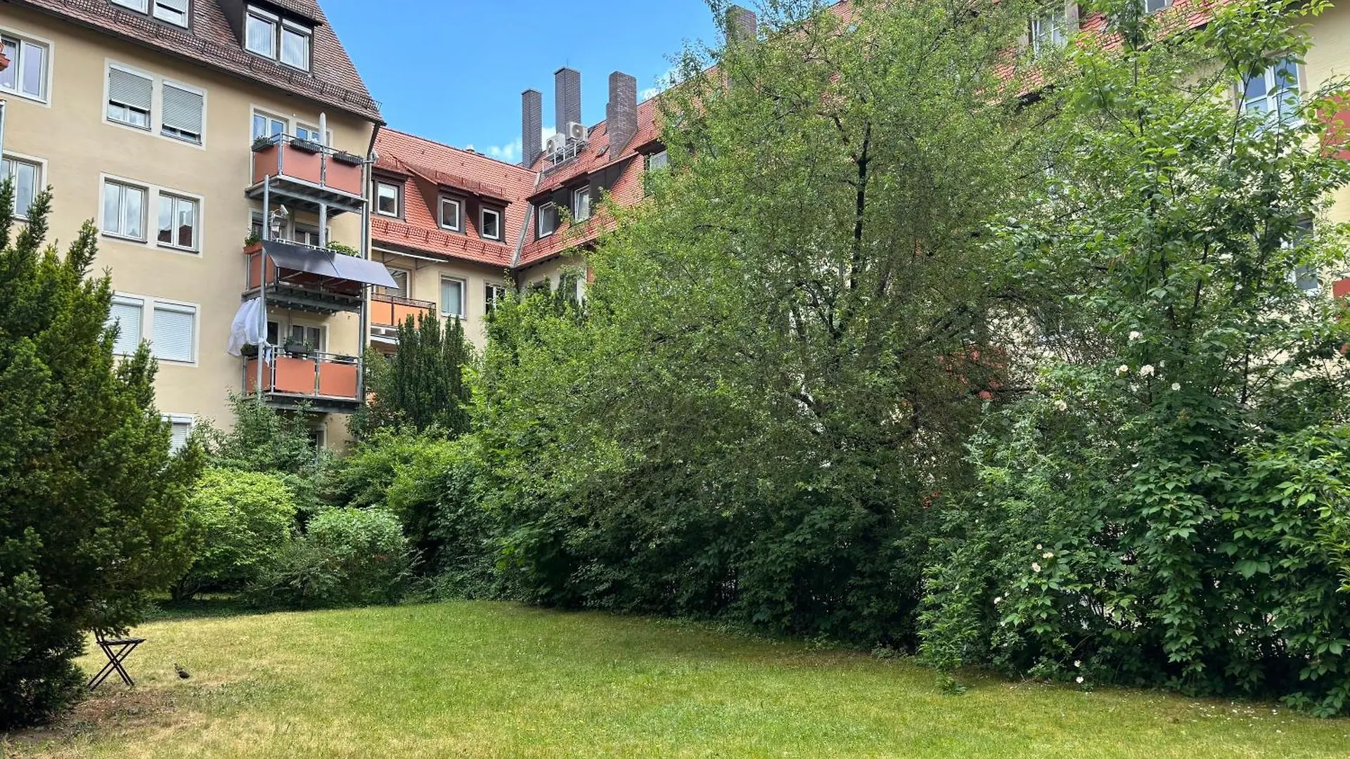 Apartment Grosszuegiges Studio-Apartment - Top-Lage + Parken Nuremberg